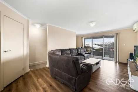 Property photo of 17 Centenary Circuit Andrews Farm SA 5114