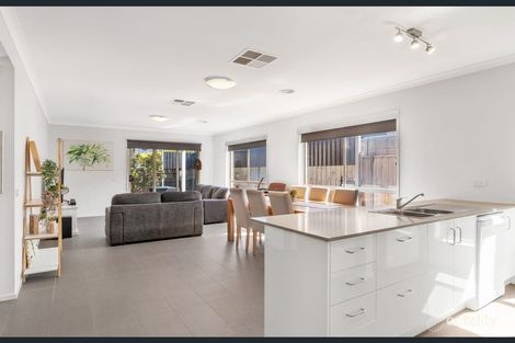 Property photo of 39 Remarkable Drive Mount Duneed VIC 3217