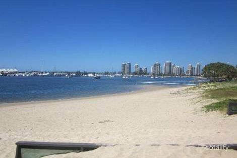 7/28 Marine Pde, Southport, QLD 4215