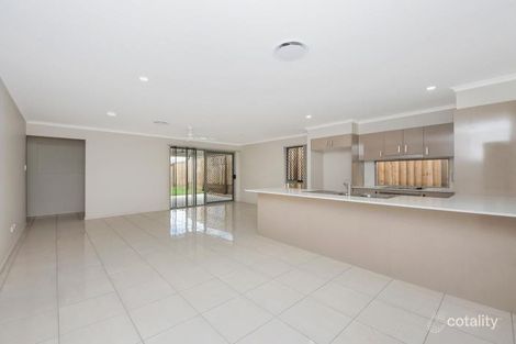 8 Tide Pl, Thornlands, QLD 4164