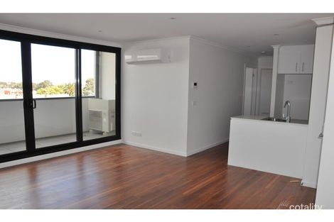 Property photo of 4-16 Warwick Avenue Springvale VIC 3171