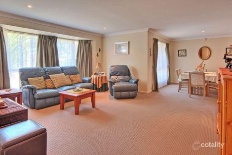 Property photo of 11 Lucida Court Regents Park QLD 4118