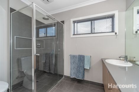 Property photo of 60 Vincent Boulevard Trafalgar VIC 3824