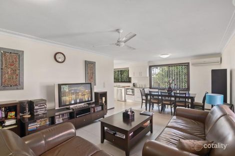 11 Mawarra St, Palm Beach, QLD 4221