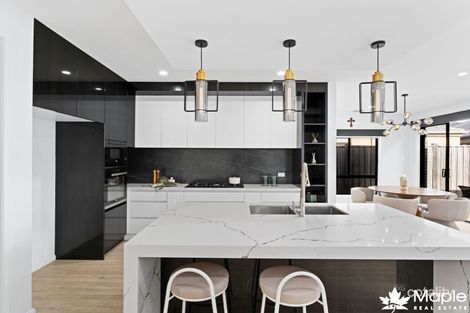 Property photo of 92 Ellscott Boulevard Mickleham VIC 3064