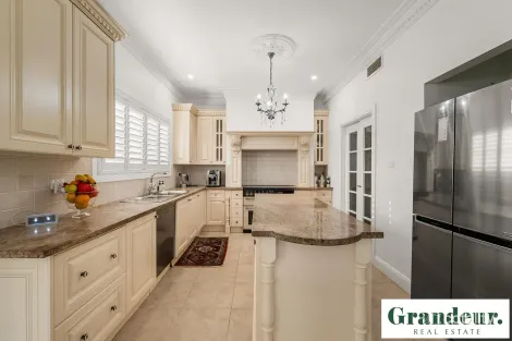 Property photo of 10 Elanora Place Cecil Hills NSW 2171
