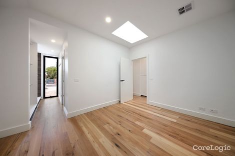 Property photo of 4/40-42 Woornack Road Carnegie VIC 3163