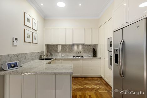 Property photo of 2 Huntingtower Road Armadale VIC 3143