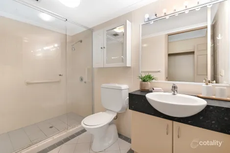 Property photo of 20/3 Bronberg Court Southport QLD 4215