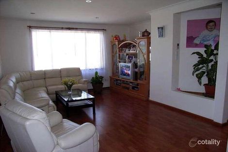 Property photo of 5 Bell Place Mount Pritchard NSW 2170