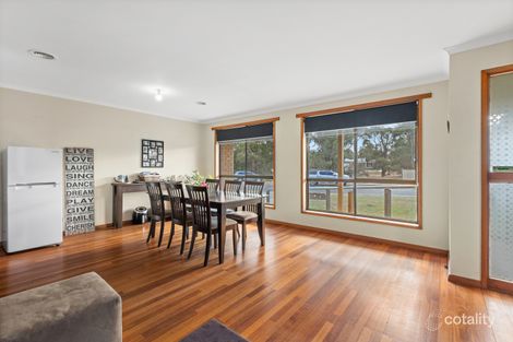 Property photo of 18 Bradby Avenue Mount Clear VIC 3350