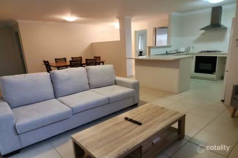 4/11 Redmond Rd, Gosnells, WA 6110