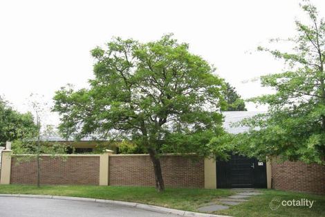Property photo of 10 Nareeb Court Toorak VIC 3142