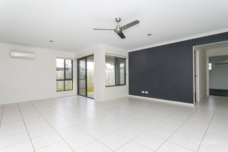 Property photo of 60 Garragull Drive Yarrabilba QLD 4207
