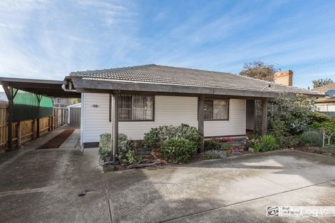 Property photo of 10 Gloucester Court Seaholme VIC 3018