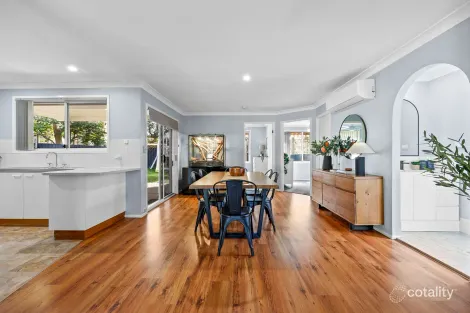 Property photo of 9 Stagg Place Ambarvale NSW 2560