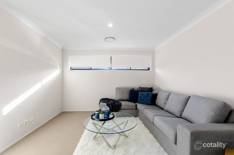 Property photo of 4 Hobbs Street Horsley NSW 2530