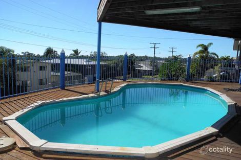 Property photo of 23 Crest Avenue Boyne Island QLD 4680