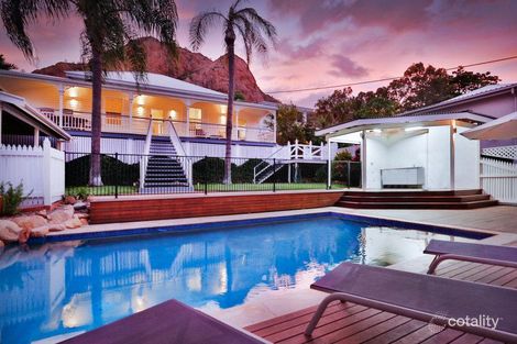 13 Alexandra St, North Ward, QLD 4810