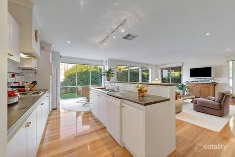 Property photo of 26 Nillumbik Square Diamond Creek VIC 3089