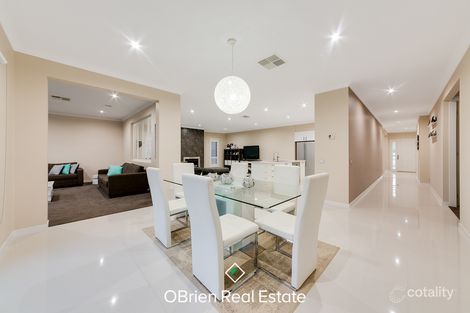 Property photo of 83 Arena Parade Officer VIC 3809