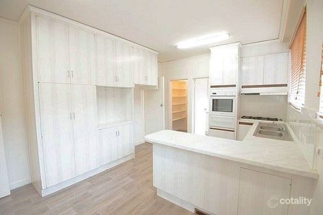 Property photo of 1/32 Fosbery Avenue Caulfield North VIC 3161