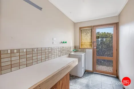 Property photo of 1 Symes Street Kangaroo Flat VIC 3555