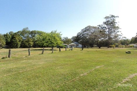 355 Old Gympie Rd, Caboolture, QLD 4510