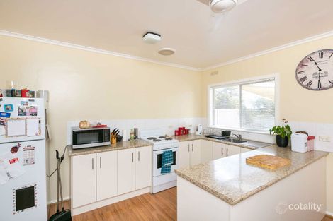 Property photo of 9 Moyna Drive Spring Gully VIC 3550