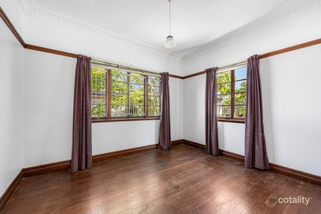 Property photo of 240 Shaw Road Wavell Heights QLD 4012
