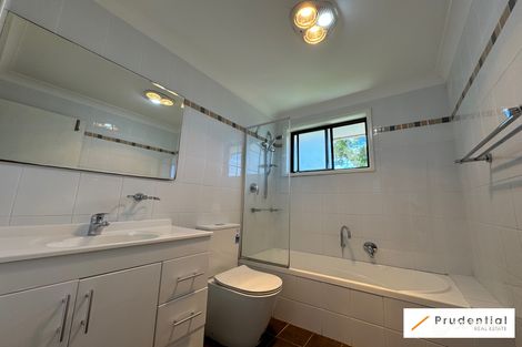 Property photo of 6 Cosmos Place Macquarie Fields NSW 2564