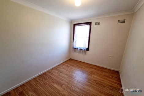 Property photo of 9 Waitaki Street Lethbridge Park NSW 2770