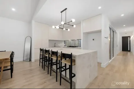 6 Tartan Dr, Clyde North, VIC 3978