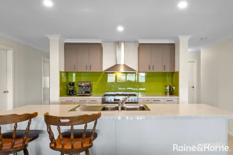 Property photo of 41 Patterson Drive Kyneton VIC 3444