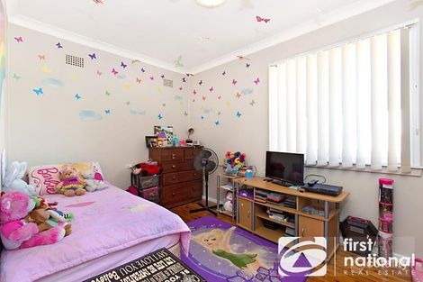 Property photo of 13 Gasmata Crescent Whalan NSW 2770