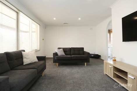 Property photo of 24 Roseland Crescent Hoppers Crossing VIC 3029