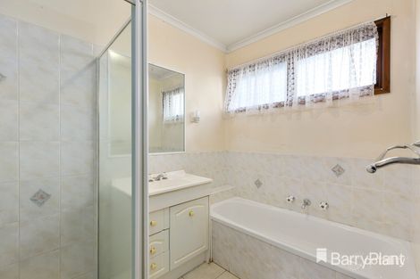 Property photo of 3 Kelso Court Wheelers Hill VIC 3150