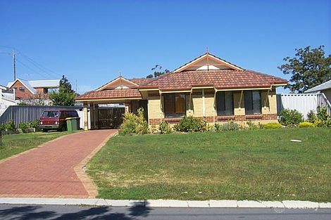 32 Hurford St, Hamilton Hill, WA 6163