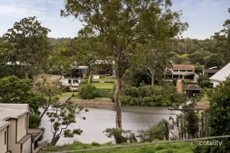 Property photo of 8 Ivy Street Indooroopilly QLD 4068