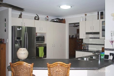 Property photo of 17 Freeman Court Gracemere QLD 4702