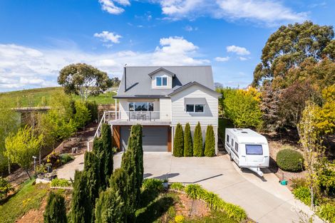 2 Morella Ct, Daylesford, VIC 3460