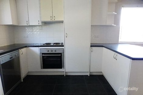 Property photo of 19 Brock Crescent Dysart QLD 4745