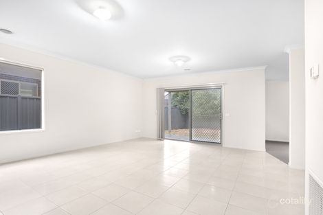 Property photo of 18 Elsey Crescent Tarneit VIC 3029