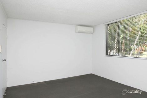 Property photo of 2/52 London Road Clayfield QLD 4011