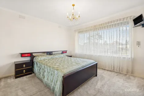 Property photo of 5 Warren Court Keilor East VIC 3033