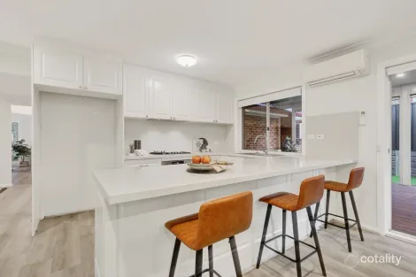Property photo of 4 Hawkridge Place Dural NSW 2158