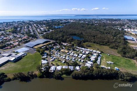 1 Margaret St, Urangan, QLD 4655