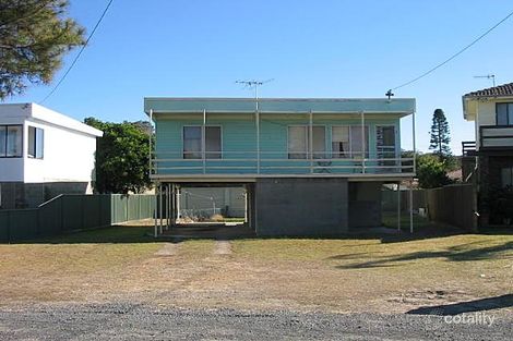 9 Lawson St, Norah Head, NSW 2263