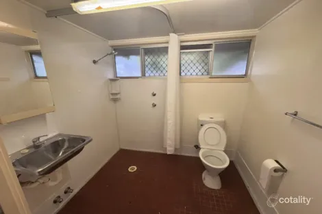 Property photo of 2/39 Alice Street Dalby QLD 4405