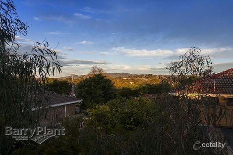 Property photo of 45 Hendra Grove Ringwood VIC 3134
